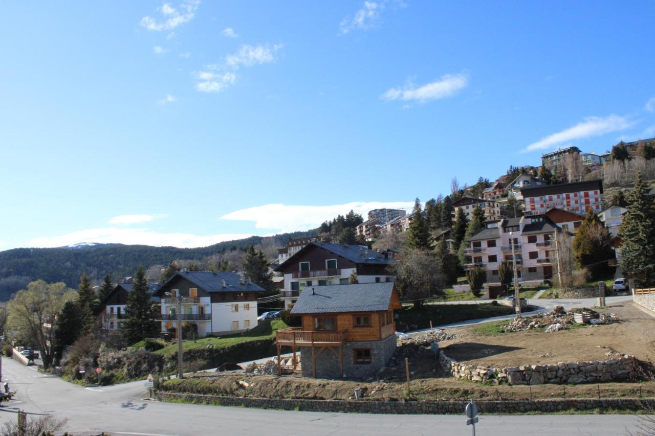 Studio Isard, Wifi Et Parking Gratuit, Navette Gratuite Au Pied De La Residence, Possibilite Forfait Menage Et Location Linge De Lit Et Toilette, A 10 Minutes A Pied Du Centre Ville Font-Romeu-Odeillo-Via Bagian luar foto