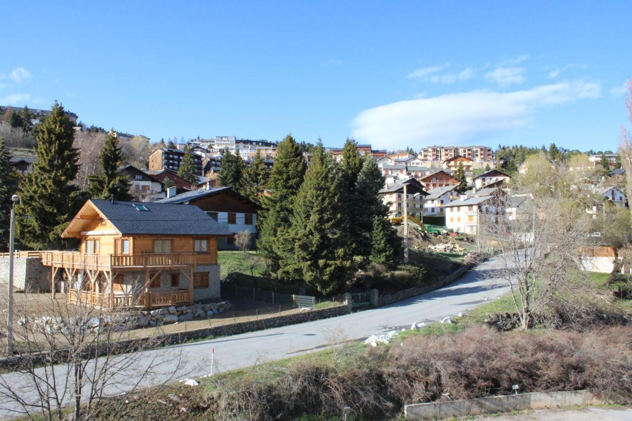 Studio Isard, Wifi Et Parking Gratuit, Navette Gratuite Au Pied De La Residence, Possibilite Forfait Menage Et Location Linge De Lit Et Toilette, A 10 Minutes A Pied Du Centre Ville Font-Romeu-Odeillo-Via Bagian luar foto